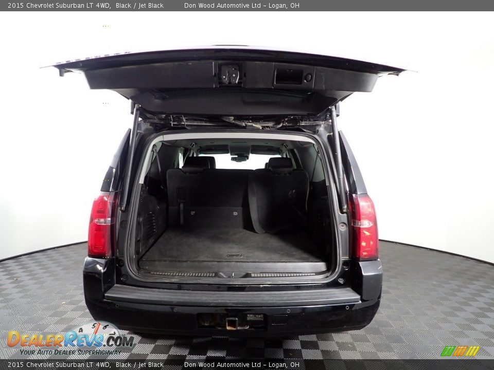 2015 Chevrolet Suburban LT 4WD Black / Jet Black Photo #13
