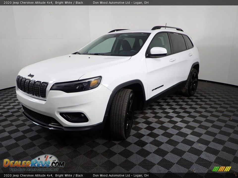 2020 Jeep Cherokee Altitude 4x4 Bright White / Black Photo #11