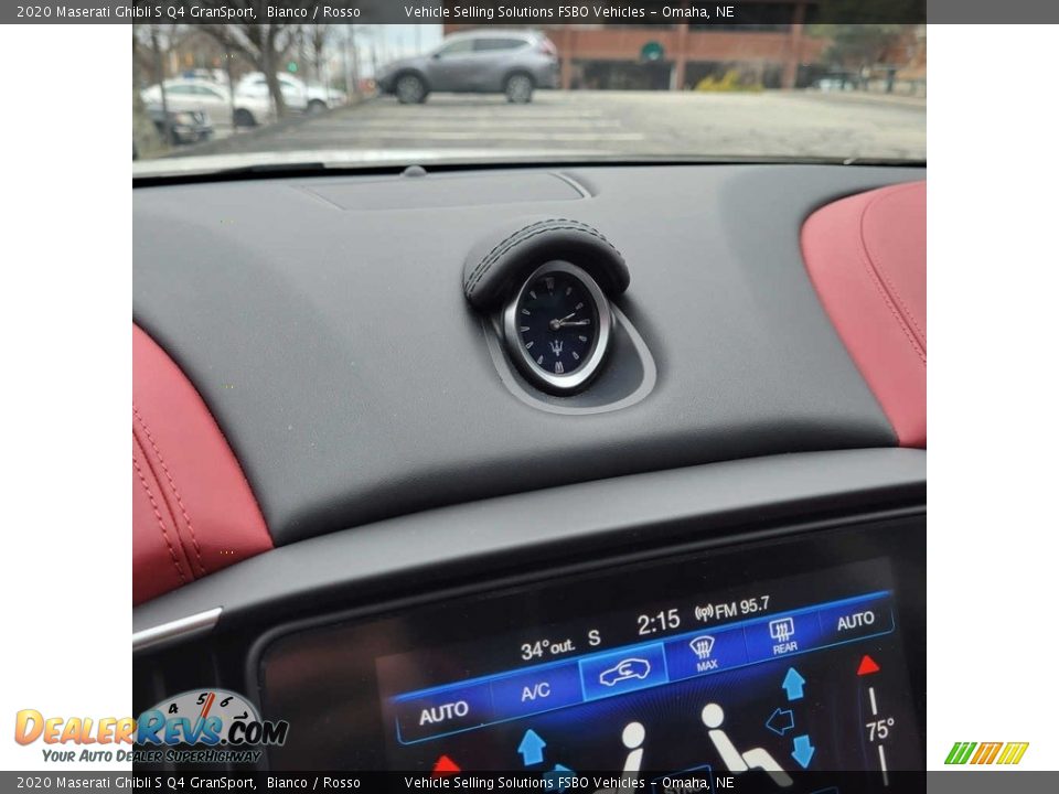 Dashboard of 2020 Maserati Ghibli S Q4 GranSport Photo #15