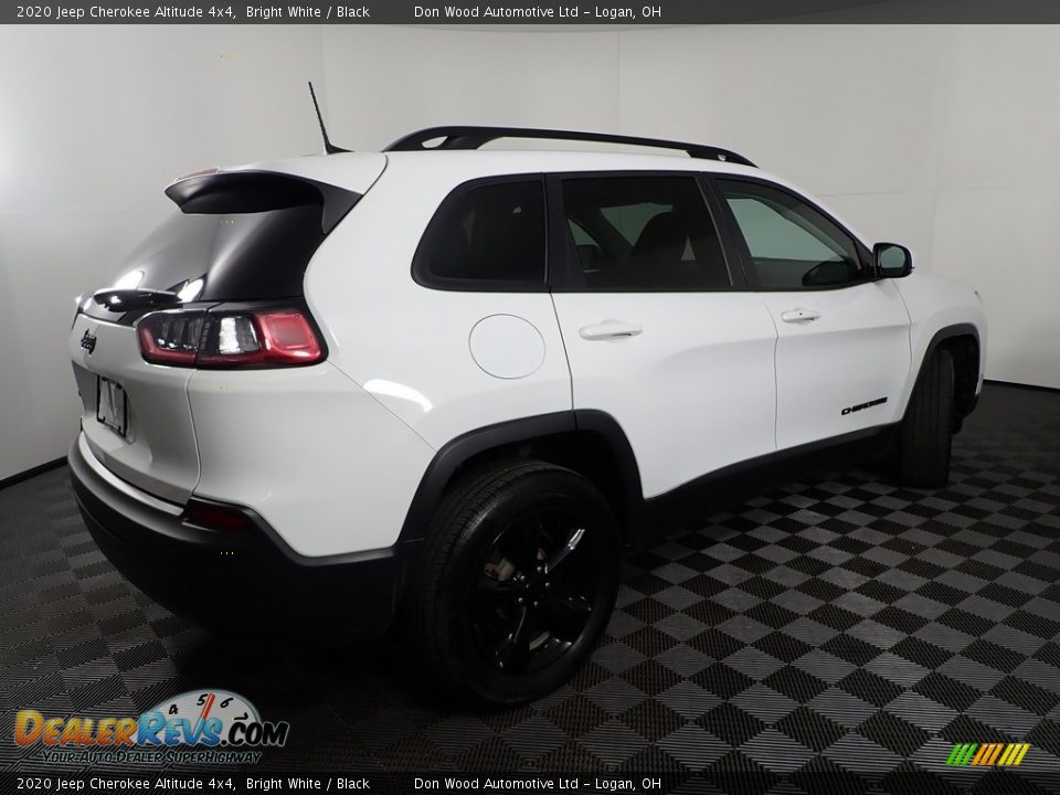 2020 Jeep Cherokee Altitude 4x4 Bright White / Black Photo #16