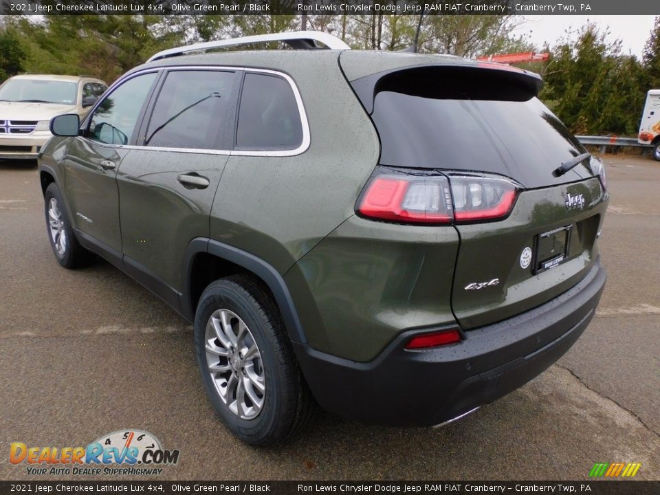 2021 Jeep Cherokee Latitude Lux 4x4 Olive Green Pearl / Black Photo #8