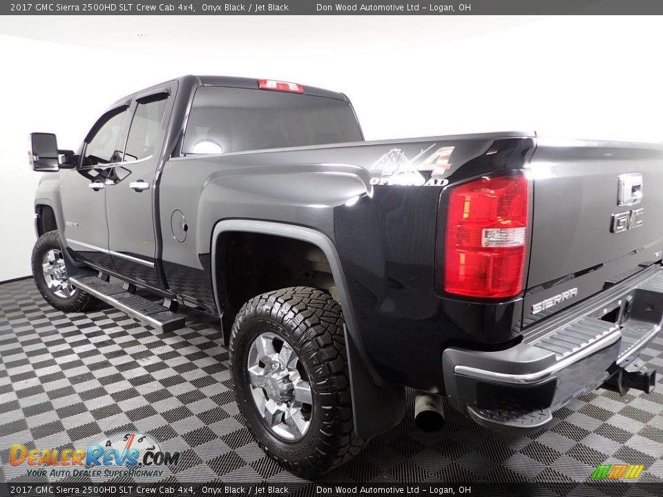 2017 GMC Sierra 2500HD SLT Crew Cab 4x4 Onyx Black / Jet Black Photo #11