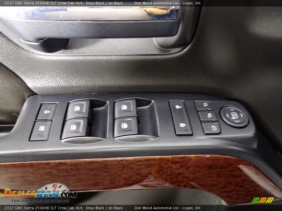 Door Panel of 2017 GMC Sierra 2500HD SLT Crew Cab 4x4 Photo #16