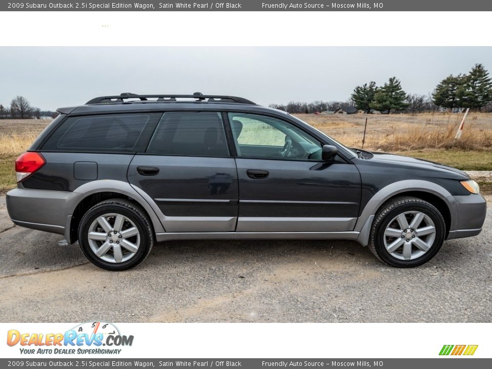 2009 Subaru Outback 2.5i Special Edition Wagon Satin White Pearl / Off Black Photo #3