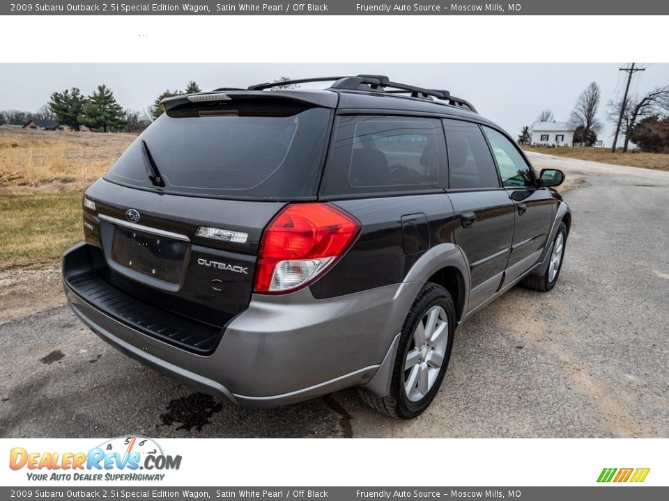 2009 Subaru Outback 2.5i Special Edition Wagon Satin White Pearl / Off Black Photo #4