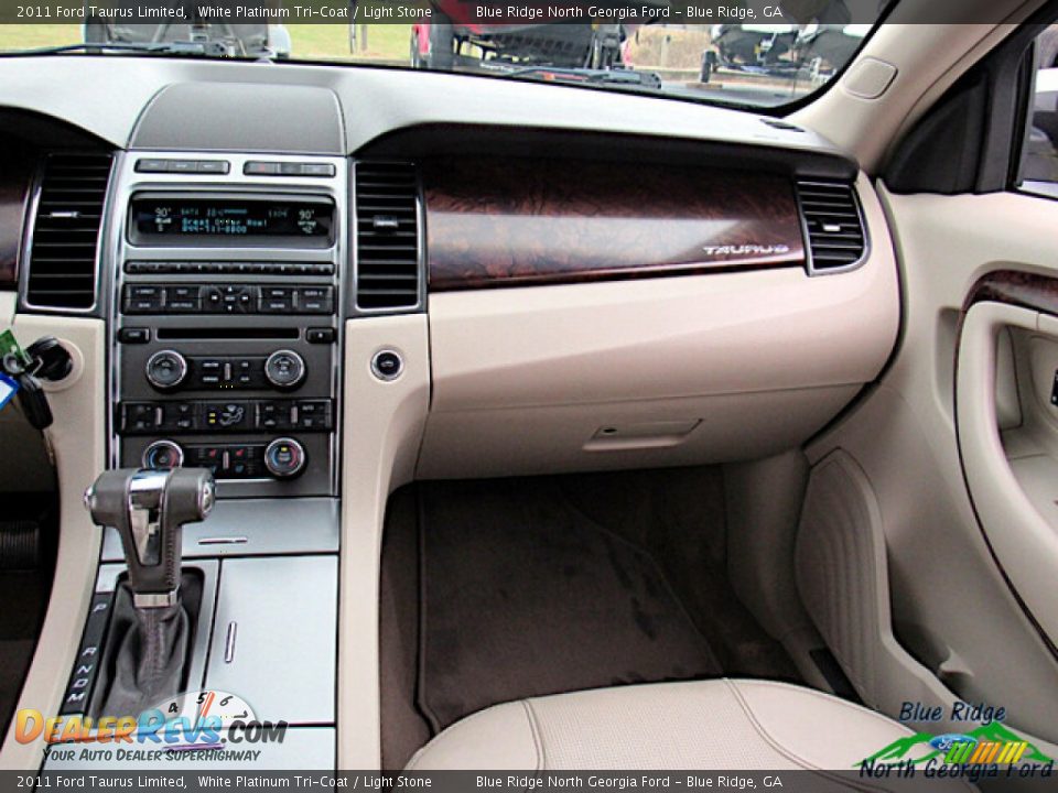 2011 Ford Taurus Limited White Platinum Tri-Coat / Light Stone Photo #15