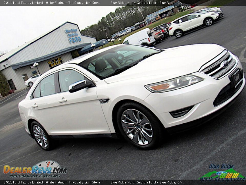 2011 Ford Taurus Limited White Platinum Tri-Coat / Light Stone Photo #25