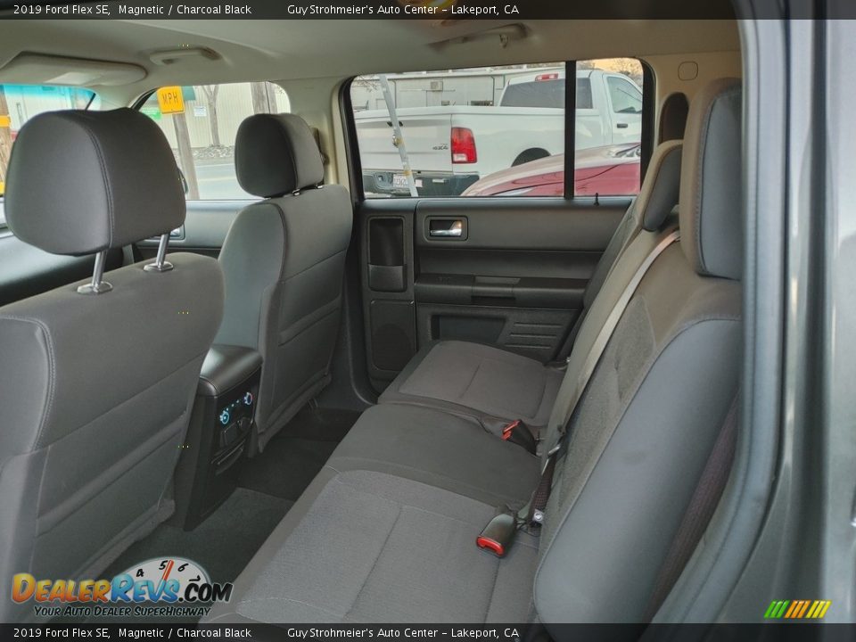 2019 Ford Flex SE Magnetic / Charcoal Black Photo #6