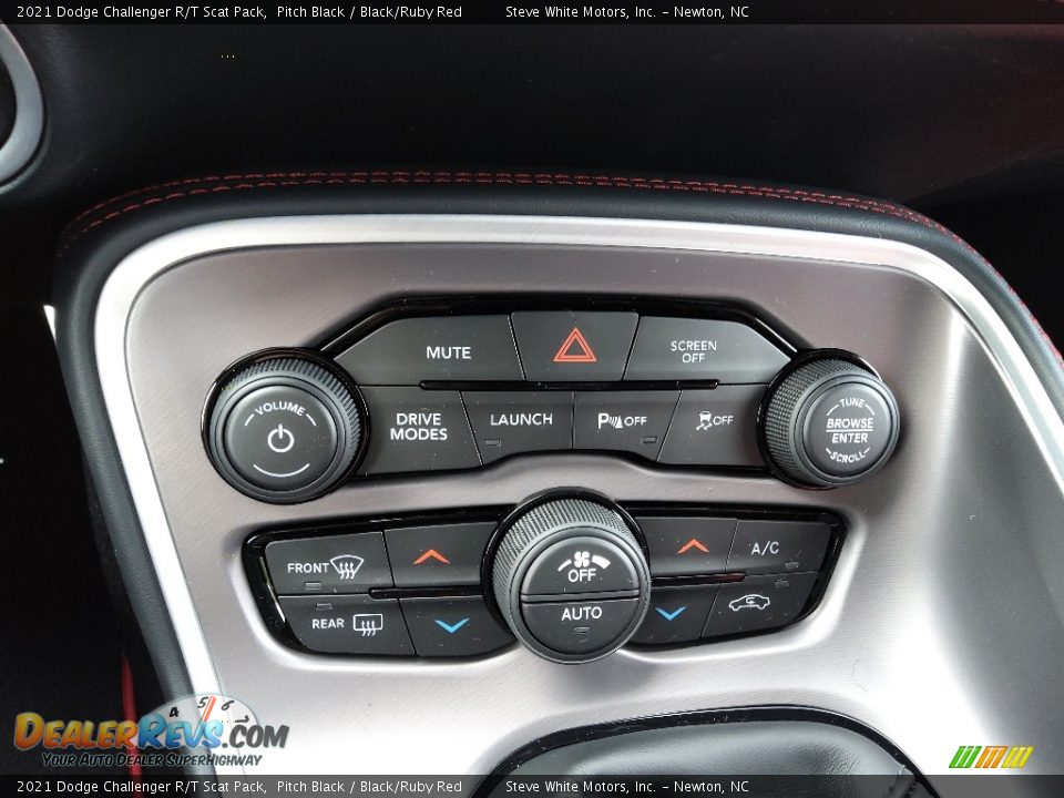 Controls of 2021 Dodge Challenger R/T Scat Pack Photo #23