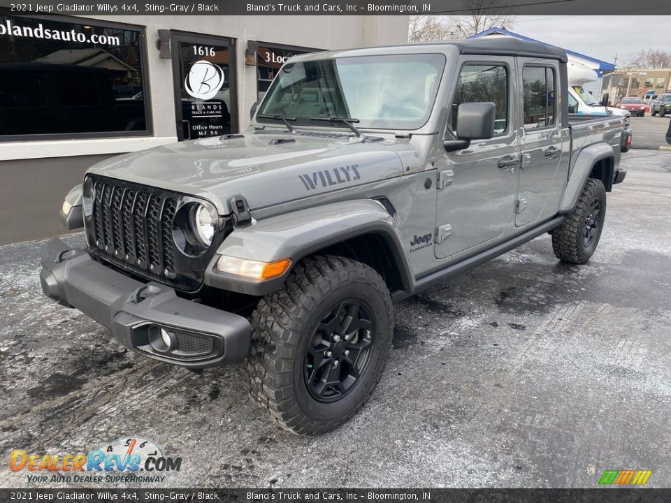 2021 Jeep Gladiator Willys 4x4 Sting-Gray / Black Photo #2