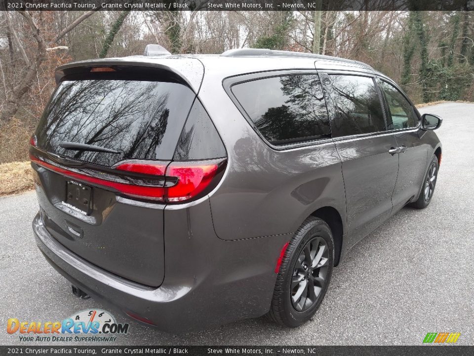 2021 Chrysler Pacifica Touring Granite Crystal Metallic / Black Photo #6