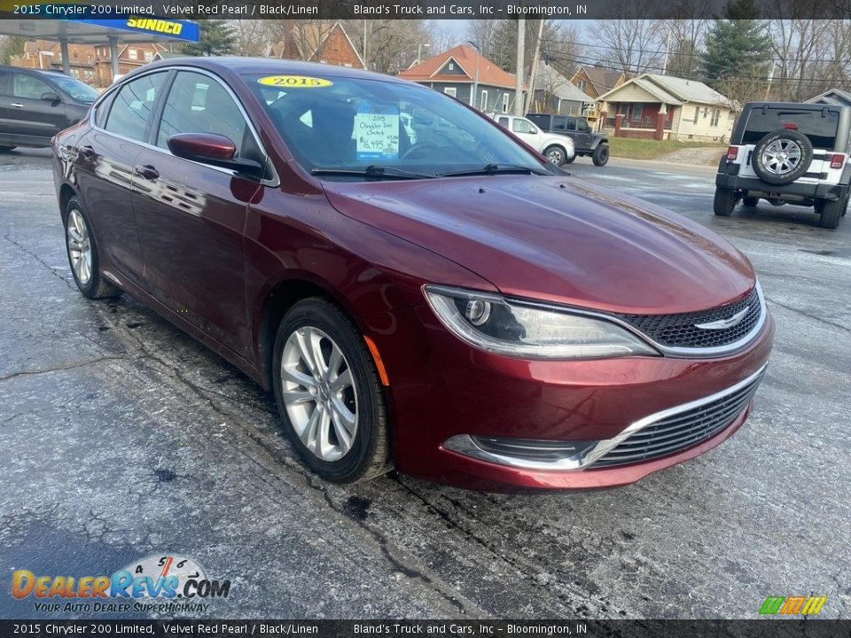 2015 Chrysler 200 Limited Velvet Red Pearl / Black/Linen Photo #4