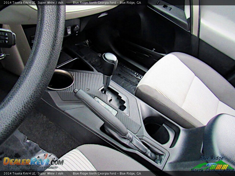 2014 Toyota RAV4 LE Shifter Photo #18