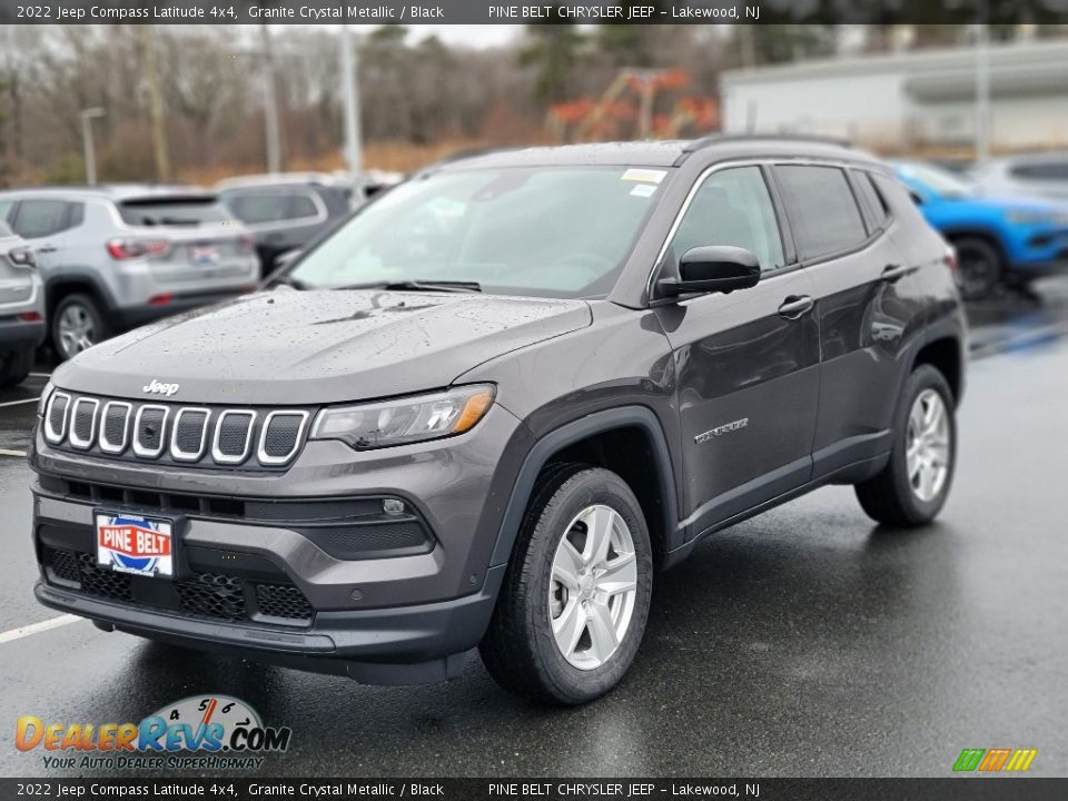 2022 Jeep Compass Latitude 4x4 Granite Crystal Metallic / Black Photo #1