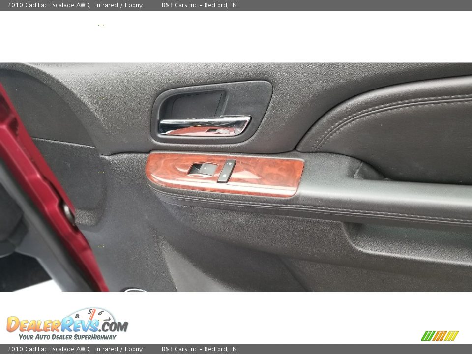 2010 Cadillac Escalade AWD Infrared / Ebony Photo #23