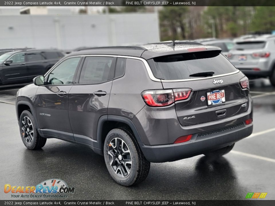 2022 Jeep Compass Latitude 4x4 Granite Crystal Metallic / Black Photo #4