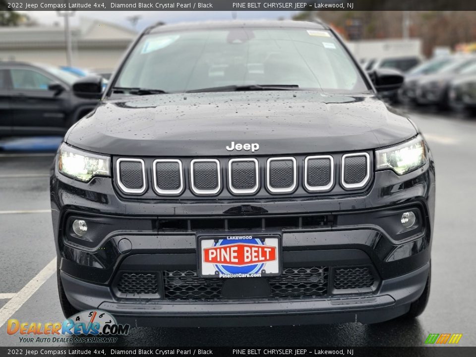 2022 Jeep Compass Latitude 4x4 Diamond Black Crystal Pearl / Black Photo #2