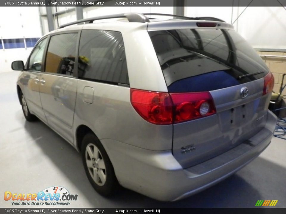 2006 Toyota Sienna LE Silver Shadow Pearl / Stone Gray Photo #4