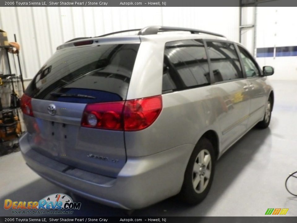 2006 Toyota Sienna LE Silver Shadow Pearl / Stone Gray Photo #6