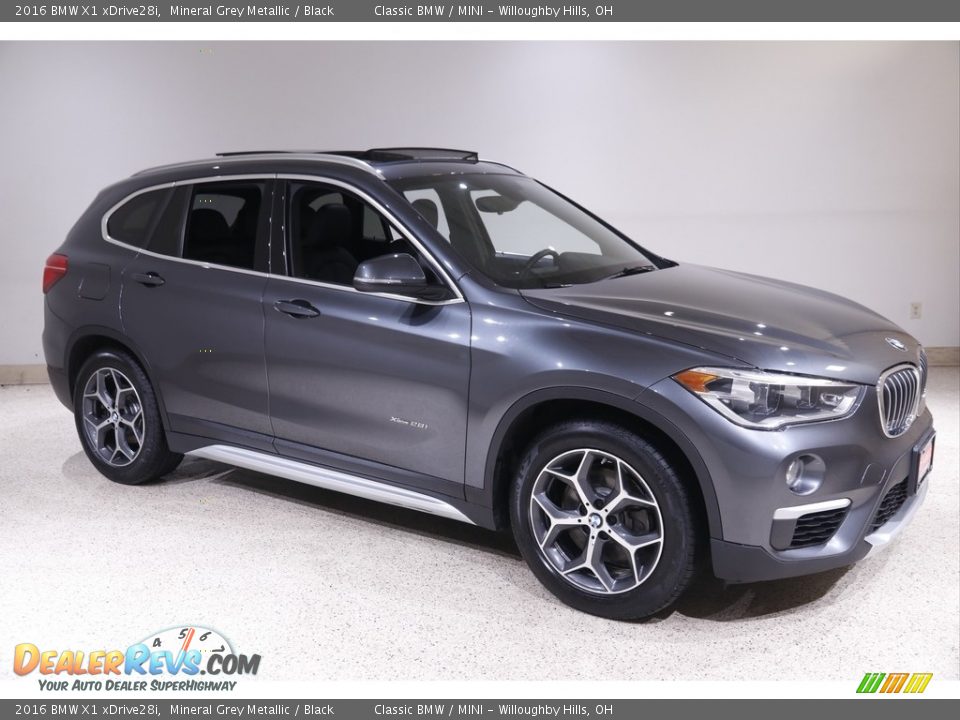 2016 BMW X1 xDrive28i Mineral Grey Metallic / Black Photo #1