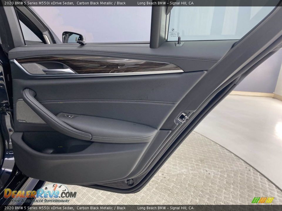 Door Panel of 2020 BMW 5 Series M550i xDrive Sedan Photo #31