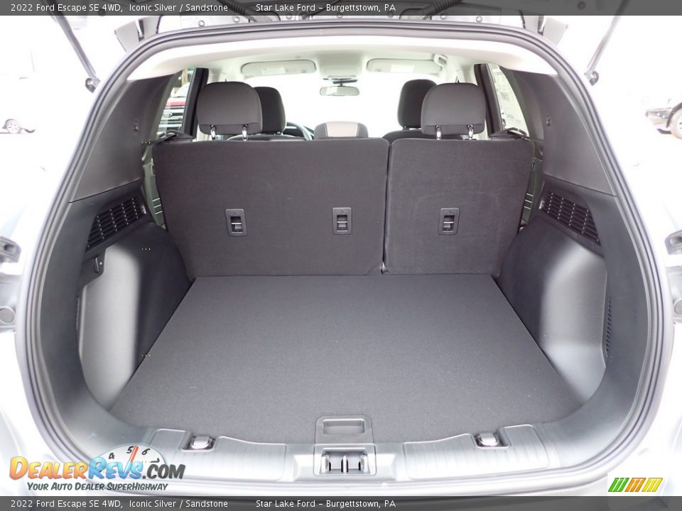 2022 Ford Escape SE 4WD Trunk Photo #5