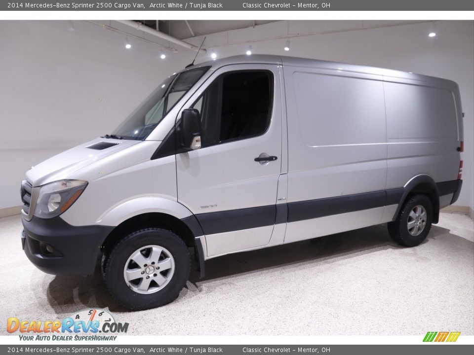 2014 Mercedes-Benz Sprinter 2500 Cargo Van Arctic White / Tunja Black Photo #3