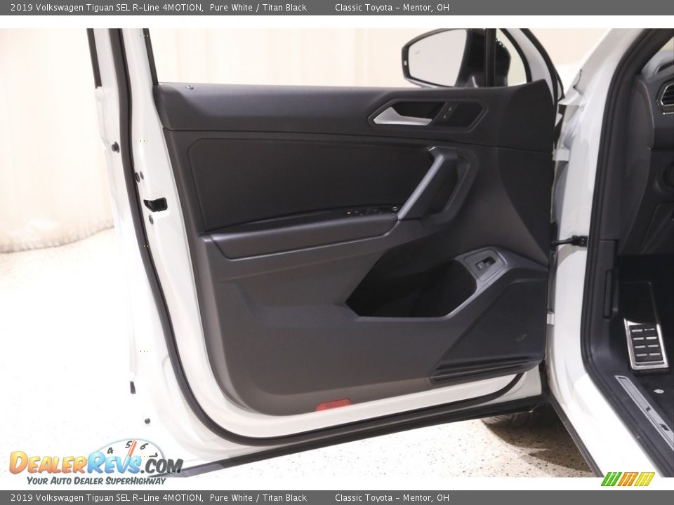 2019 Volkswagen Tiguan SEL R-Line 4MOTION Pure White / Titan Black Photo #4