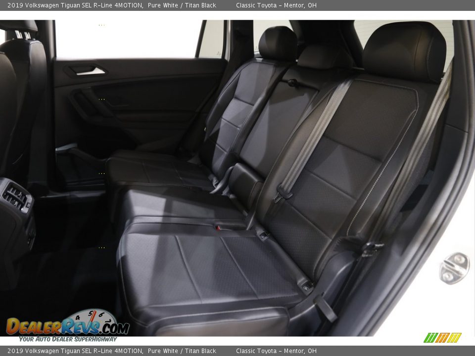2019 Volkswagen Tiguan SEL R-Line 4MOTION Pure White / Titan Black Photo #18