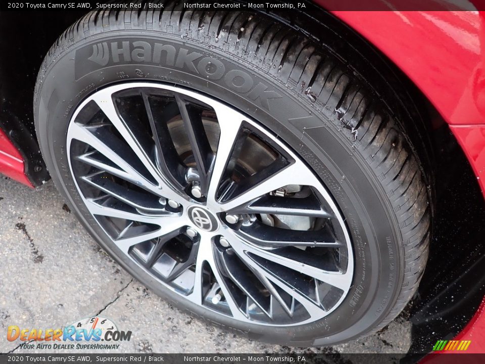 2020 Toyota Camry SE AWD Wheel Photo #13