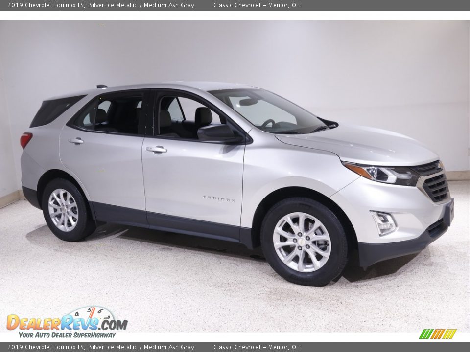 2019 Chevrolet Equinox LS Silver Ice Metallic / Medium Ash Gray Photo #1