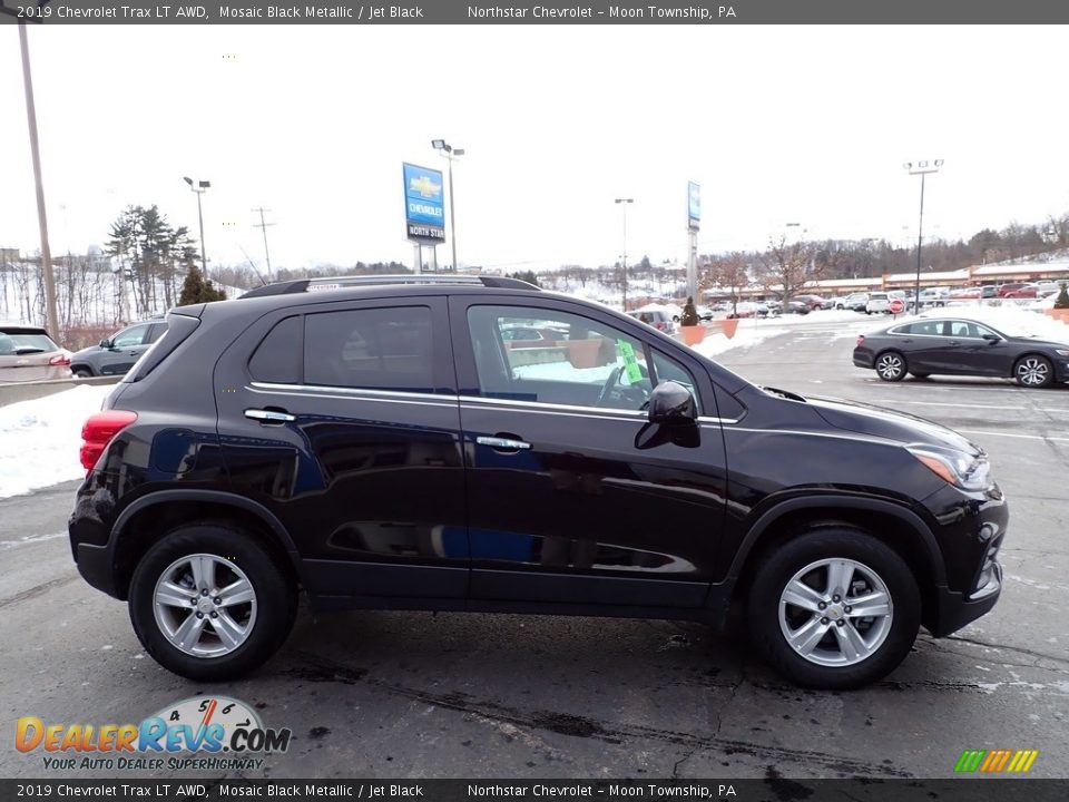 2019 Chevrolet Trax LT AWD Mosaic Black Metallic / Jet Black Photo #10