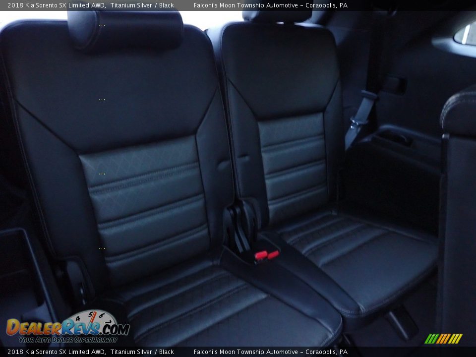 Rear Seat of 2018 Kia Sorento SX Limited AWD Photo #16