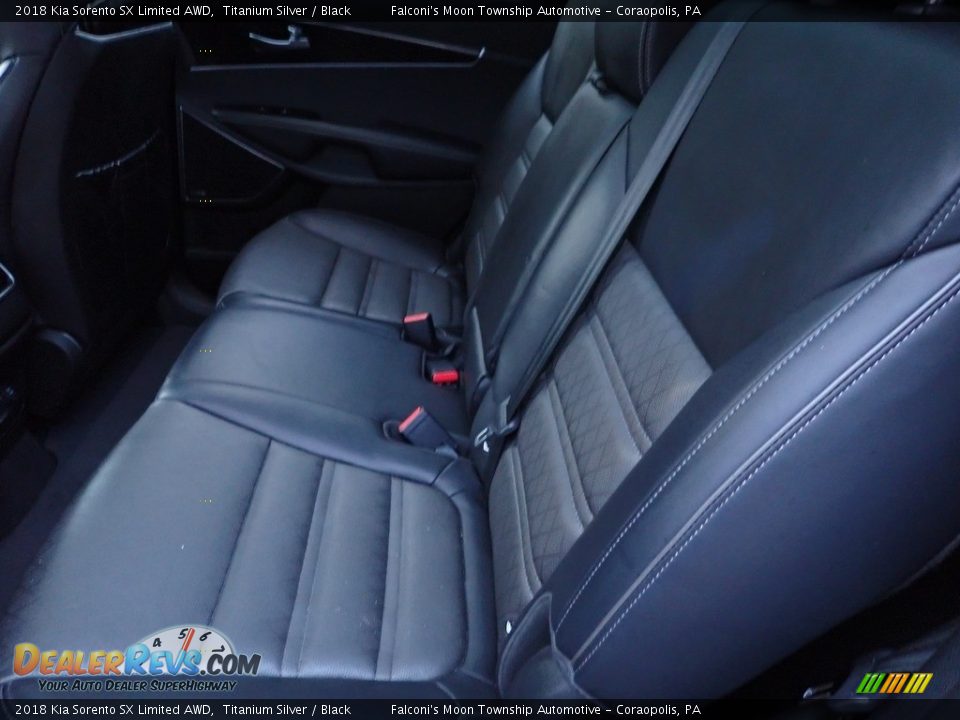 Rear Seat of 2018 Kia Sorento SX Limited AWD Photo #18