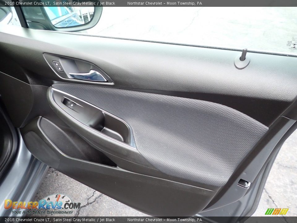 2018 Chevrolet Cruze LT Satin Steel Gray Metallic / Jet Black Photo #17