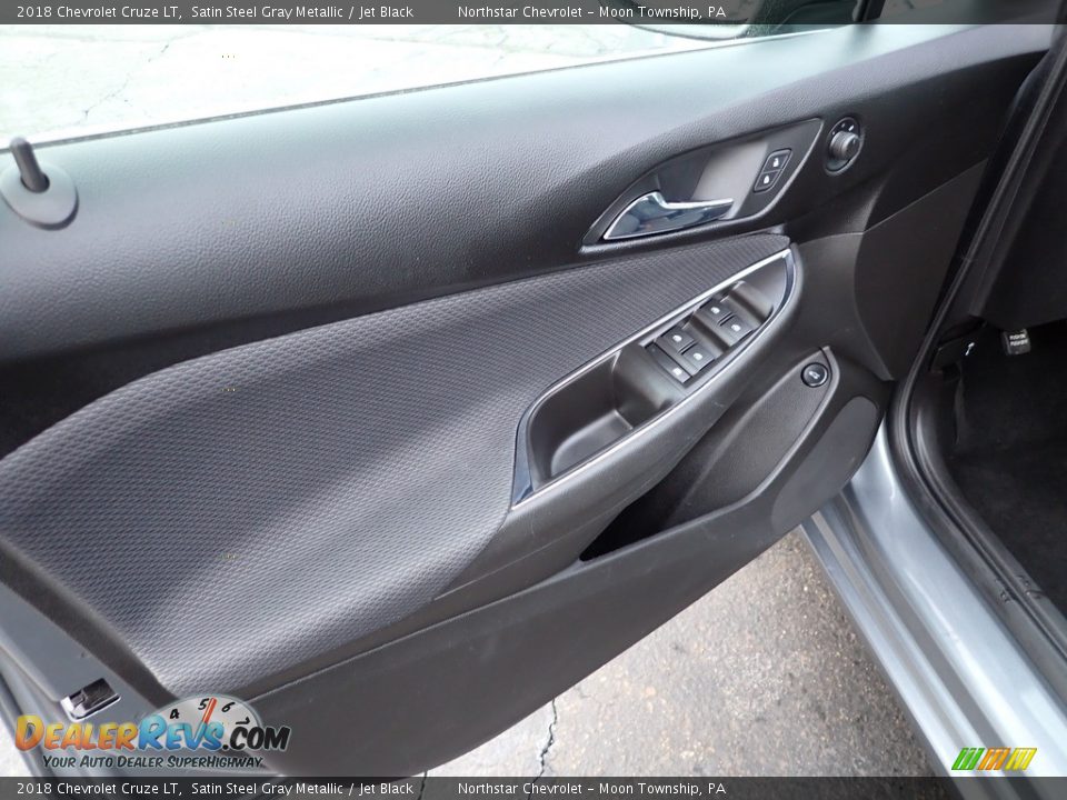 2018 Chevrolet Cruze LT Satin Steel Gray Metallic / Jet Black Photo #24