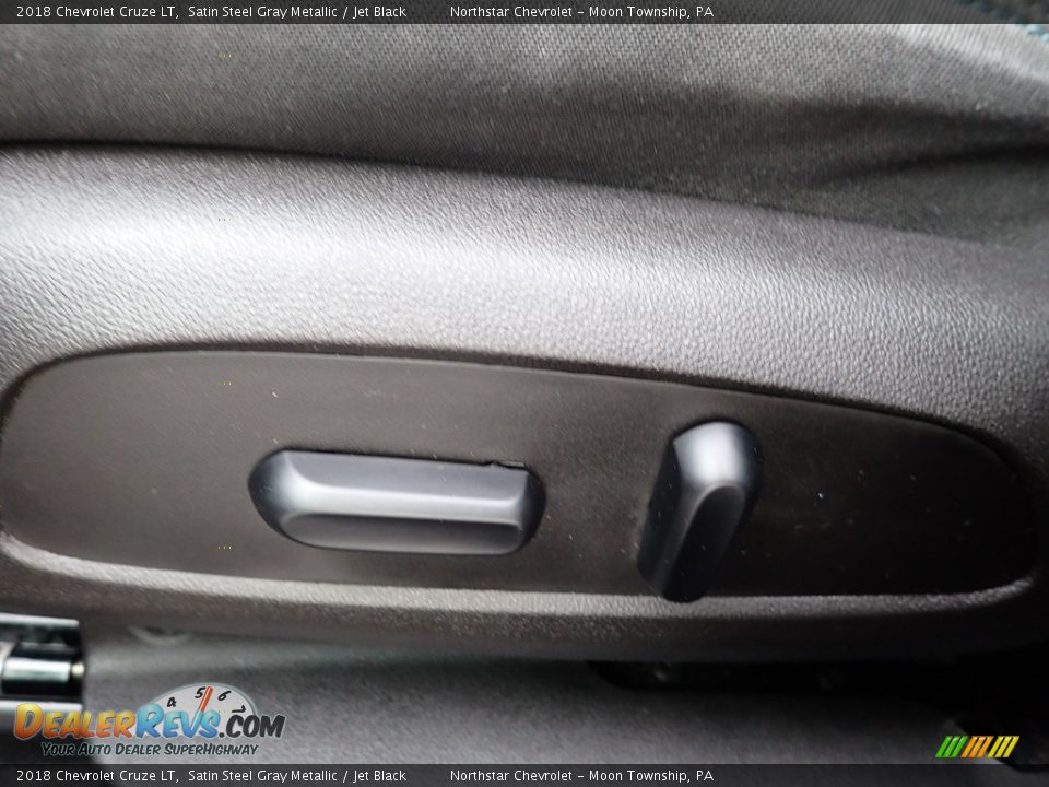 2018 Chevrolet Cruze LT Satin Steel Gray Metallic / Jet Black Photo #25