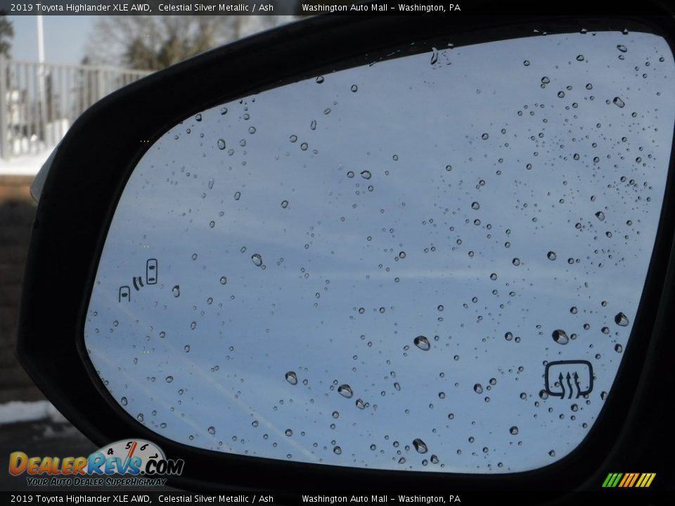 2019 Toyota Highlander XLE AWD Celestial Silver Metallic / Ash Photo #9