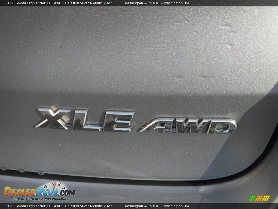 2019 Toyota Highlander XLE AWD Celestial Silver Metallic / Ash Photo #18