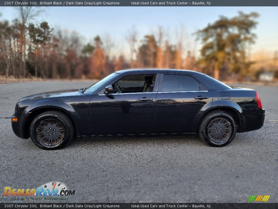 2007 Chrysler 300 Brilliant Black / Dark Slate Gray/Light Graystone Photo #2