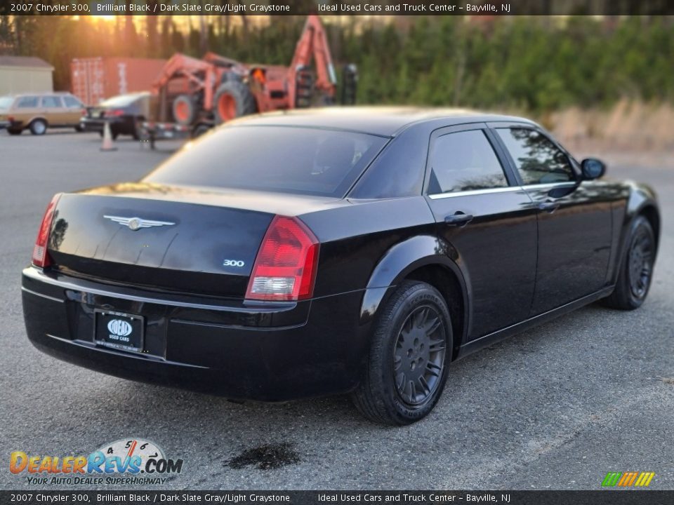 2007 Chrysler 300 Brilliant Black / Dark Slate Gray/Light Graystone Photo #5