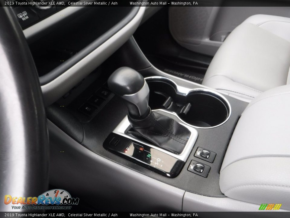 2019 Toyota Highlander XLE AWD Celestial Silver Metallic / Ash Photo #25