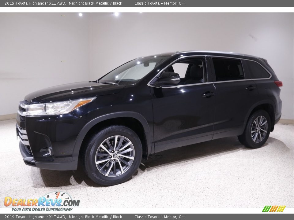 2019 Toyota Highlander XLE AWD Midnight Black Metallic / Black Photo #3