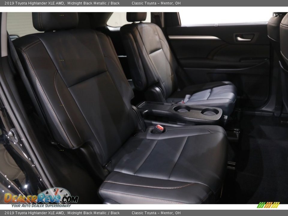 2019 Toyota Highlander XLE AWD Midnight Black Metallic / Black Photo #16
