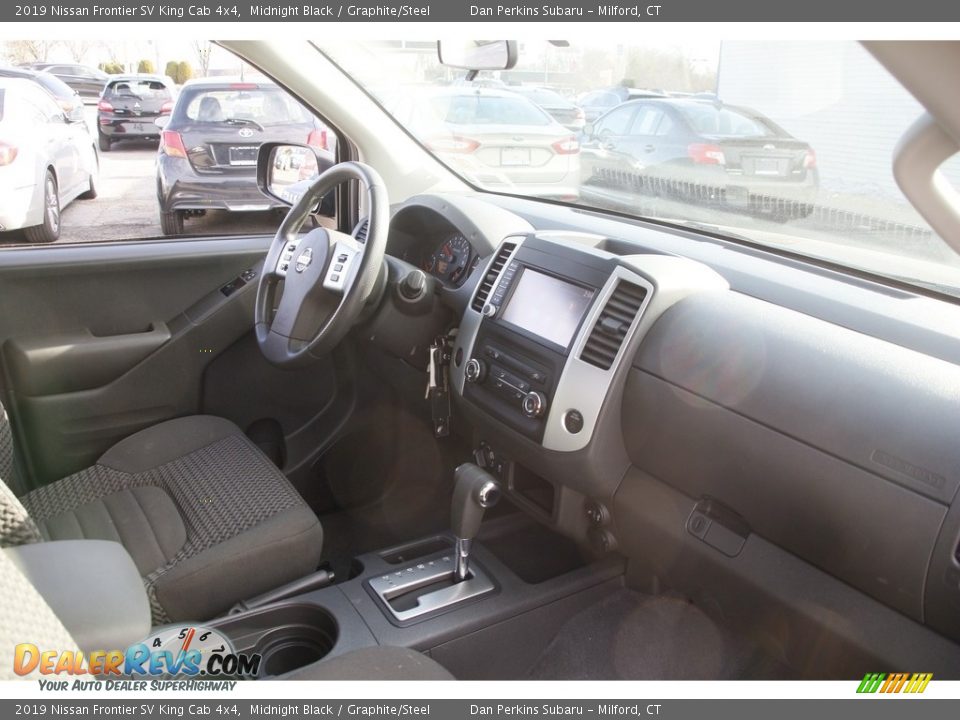 2019 Nissan Frontier SV King Cab 4x4 Midnight Black / Graphite/Steel Photo #13