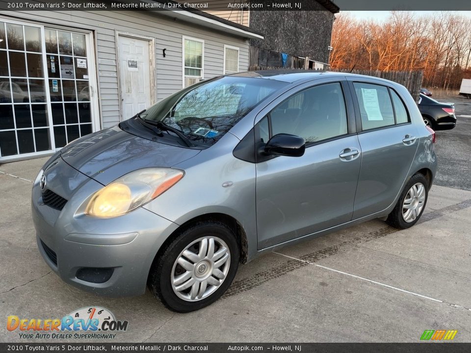 2010 Toyota Yaris 5 Door Liftback Meteorite Metallic / Dark Charcoal Photo #2