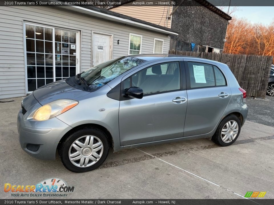 2010 Toyota Yaris 5 Door Liftback Meteorite Metallic / Dark Charcoal Photo #3