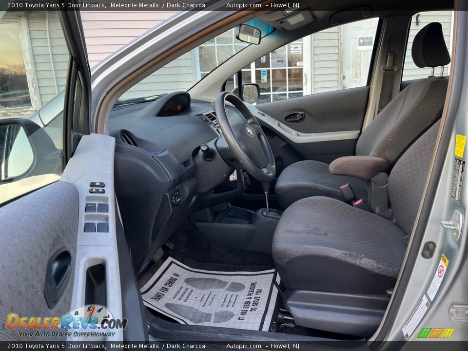 2010 Toyota Yaris 5 Door Liftback Meteorite Metallic / Dark Charcoal Photo #13