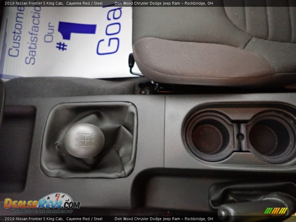 2019 Nissan Frontier S King Cab Shifter Photo #23