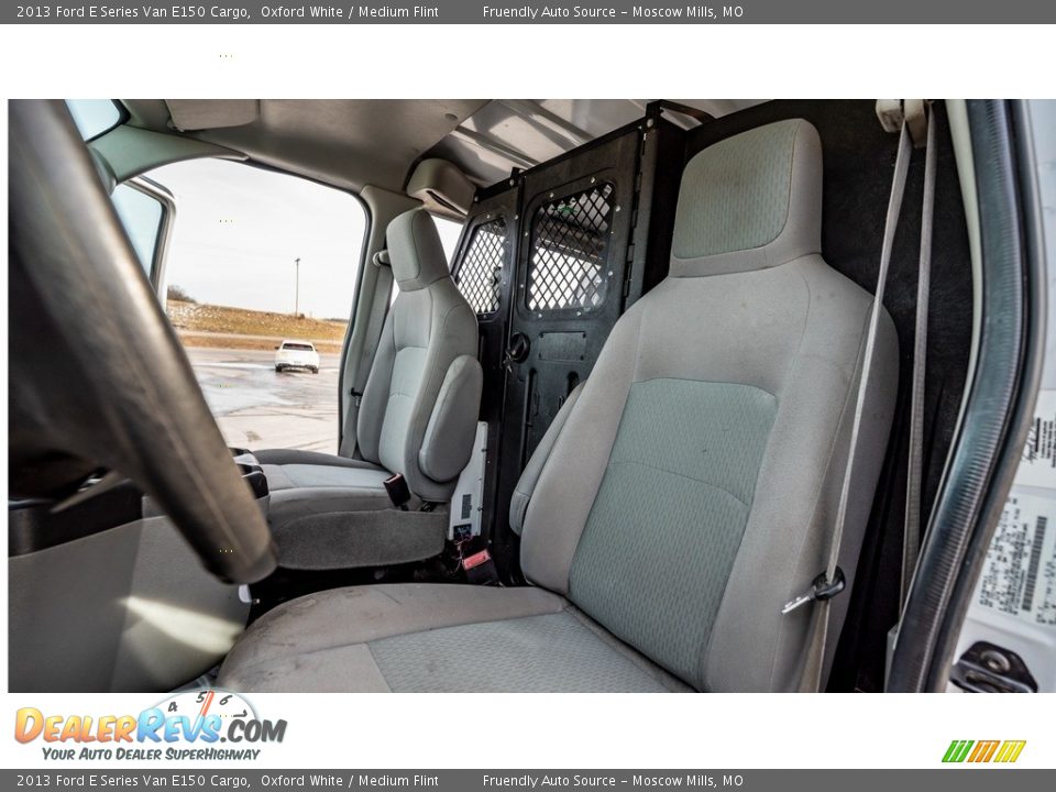 2013 Ford E Series Van E150 Cargo Oxford White / Medium Flint Photo #17